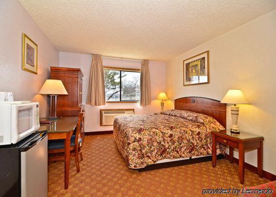 Econo Lodge Inn & Suites Madras Kamer foto