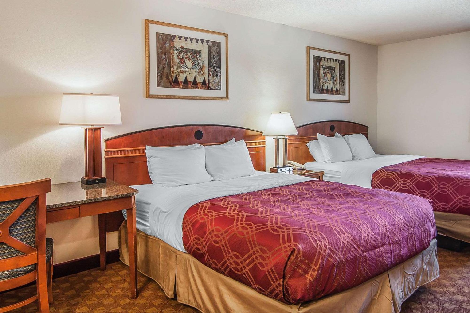 Econo Lodge Inn & Suites Madras Buitenkant foto
