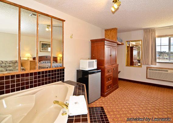 Econo Lodge Inn & Suites Madras Kamer foto